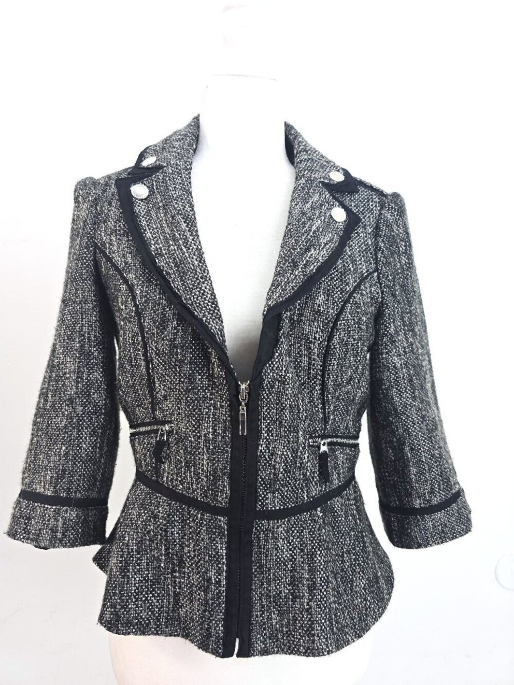 White House Black Market Black Tweed Boucle Wool Blend Peplum Blazer Jacket